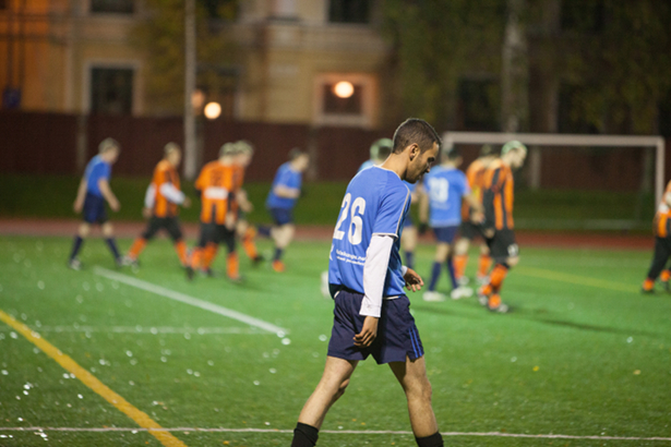 Ei maalia. Jose Chemlal ja kumppanit palaavat puolustusasemiin.