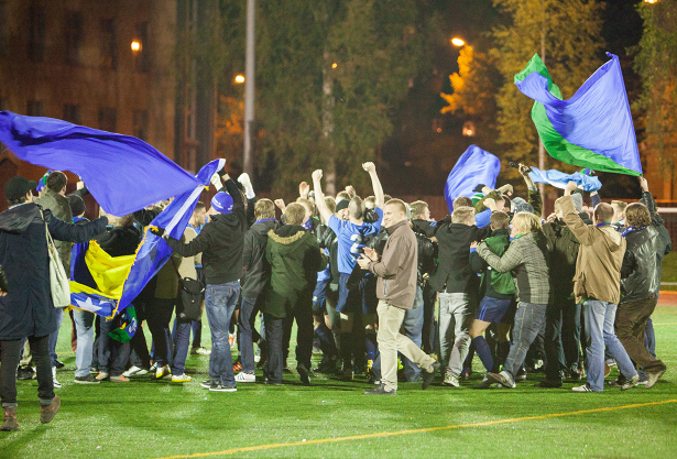 Sarjanousu on meidän!