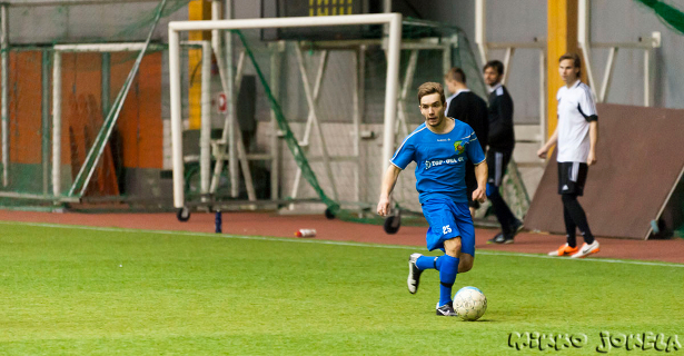 Jan Riikonen pelasi talven kolmannen ottelunsa Sinipaidoissa.