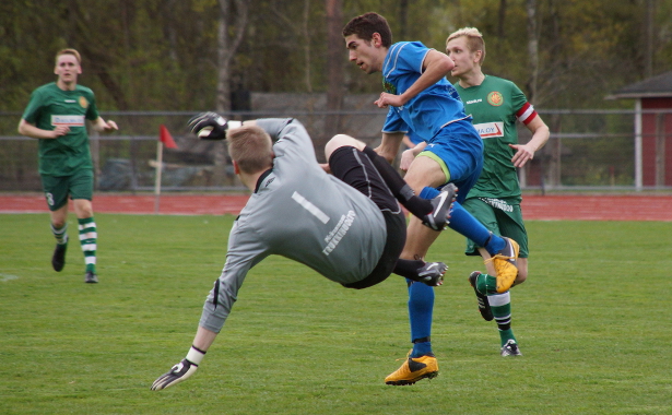 Jacin Dakkaki taisteli palloista piikkipaikalla