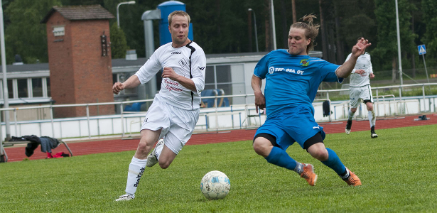 Otto Pitkänen tulee täysillä tilanteeseen