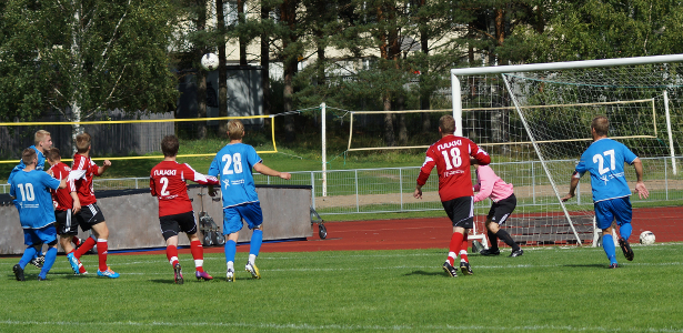 Markus Silvennoisen pusku painuu vastustamattomasti maalin takanurkkaan